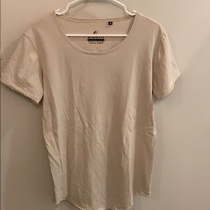 Alphalete Scoop neck t-shirt